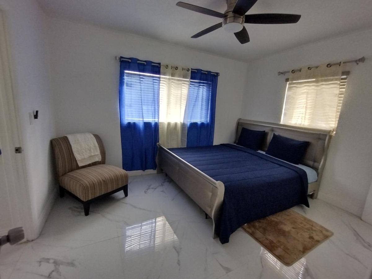 نورث ميامي بيتش Cheerful 3-Bedroom Home /Ac+ Free Parking المظهر الخارجي الصورة