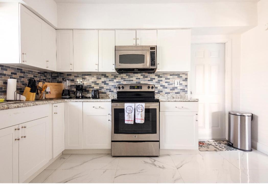 نورث ميامي بيتش Cheerful 3-Bedroom Home /Ac+ Free Parking المظهر الخارجي الصورة